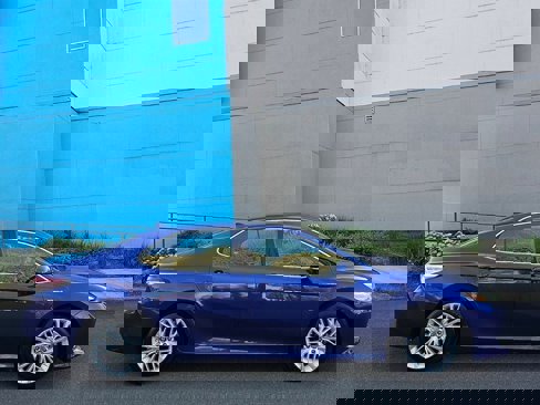 Used 2018 Toyota Camry XLE image 3