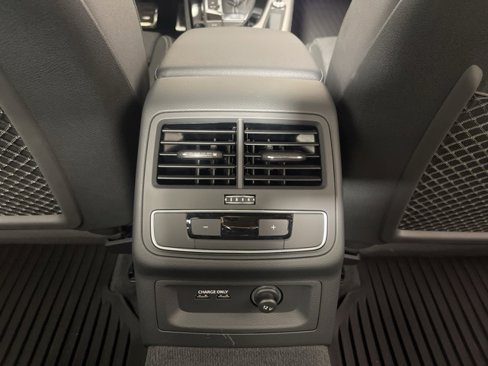 Used 2022 Audi A4 2.0T Premium Plus w/ Premium Plus Package image 17