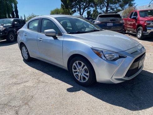 Used 2018 Toyota Yaris iA image 2