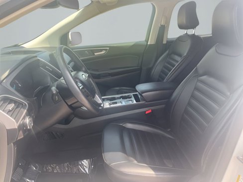 Used 2024 Ford Edge SEL image 13