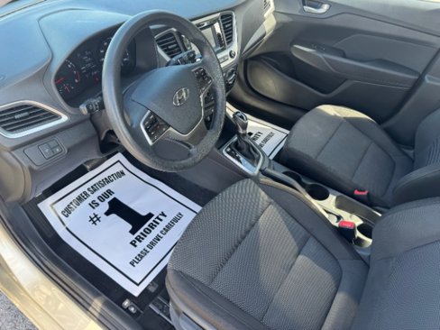 Used 2020 Hyundai Accent SE image 9