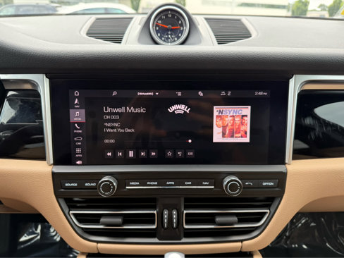 Used 2019 Porsche Macan image 18