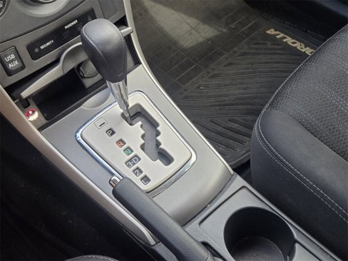 Used 2012 Toyota Corolla S image 15