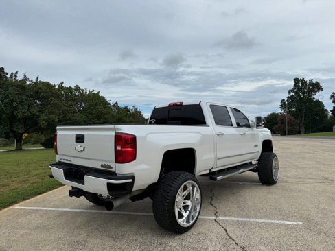 Used 2019 Chevrolet Silverado 2500 High Country w/ Duramax Plus Package image 7