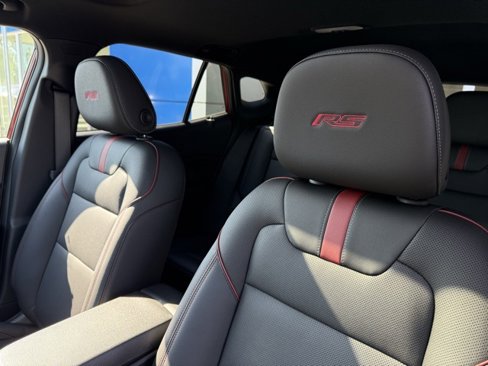 New 2026 Chevrolet Trax RS w/ Sunroof Package image 14