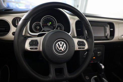 Used 2015 Volkswagen Beetle 1.8T image 22