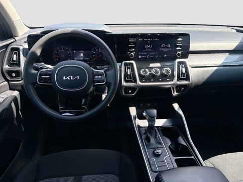 Used 2022 Kia Sorento LX image 20