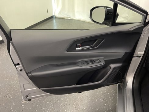 Certified 2024 Toyota Prius XLE image 9