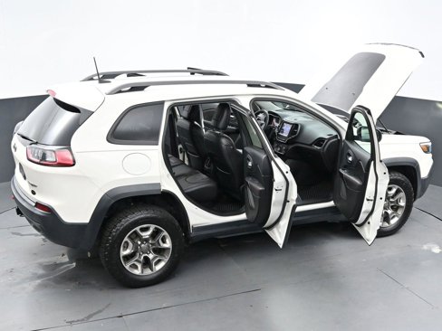 Used 2019 Jeep Cherokee Trailhawk image 38