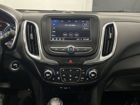 Used 2021 Chevrolet Equinox LT image 9