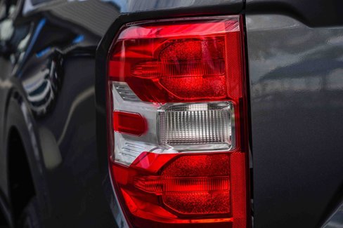 New 2025 Ford Maverick XL image 7