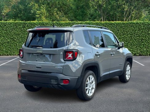 Used 2020 Jeep Renegade Latitude image 3