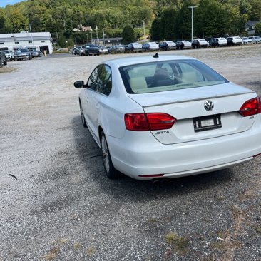 Used 2014 Volkswagen Jetta SEL image 3