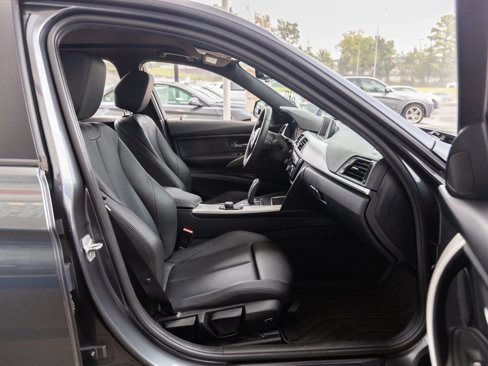 Used 2016 BMW 320i Sedan image 20