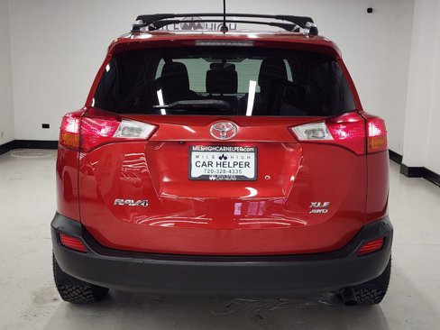 Used 2013 Toyota RAV4 XLE image 6