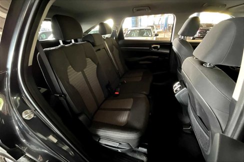 Used 2021 Kia Sorento LX image 20