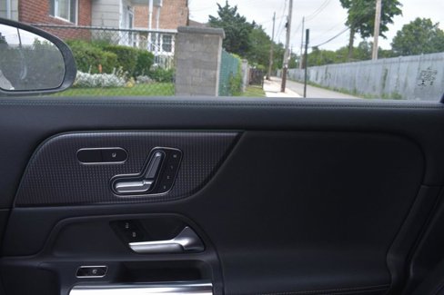 Used 2022 Mercedes-Benz GLA 250 4MATIC image 20