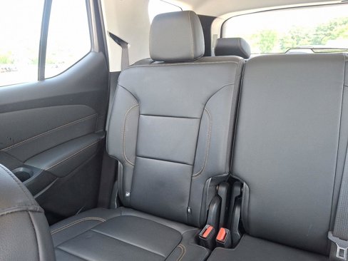Used 2020 Chevrolet Traverse LT image 18