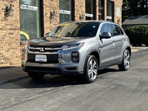 Used 2021 Mitsubishi Outlander Sport ES image 1