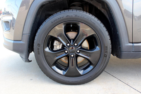 Used 2018 Jeep Compass Latitude w/ Popular Equipment Group image 37
