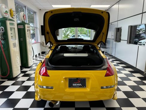 Used 2005 Nissan 350Z Enthusiast w/ (K96) Aerodynamics Pkg image 35