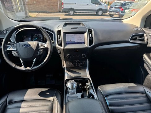 Used 2020 Ford Edge SEL image 23