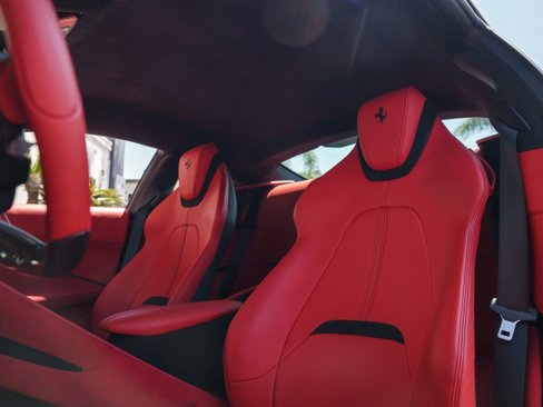 Used 2023 Ferrari Roma image 18