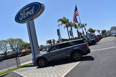 Used 2022 Ford Explorer XLT w/ Equipment Group 202A image 20