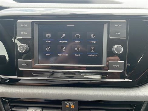 Certified 2022 Volkswagen Taos S image 19