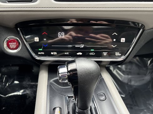 Used 2017 Honda HR-V EX image 19