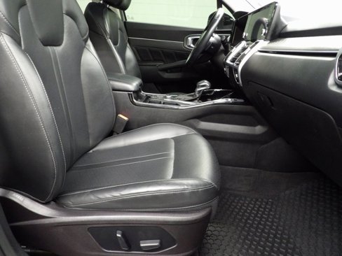 Used 2022 Kia Sorento SX image 29