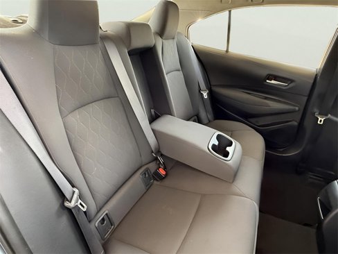 Used 2020 Toyota Corolla LE image 12