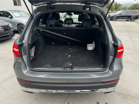 Used 2018 Mercedes-Benz GLC 300 4MATIC image 11