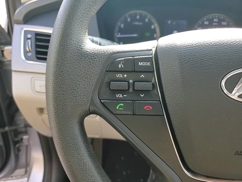Used 2016 Hyundai Sonata SE image 16
