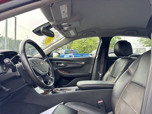 Used 2014 Chevrolet Impala LT w/ Premium Seating Package image 16