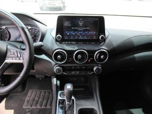 Used 2022 Nissan Sentra SV w/ Trunk Package image 21