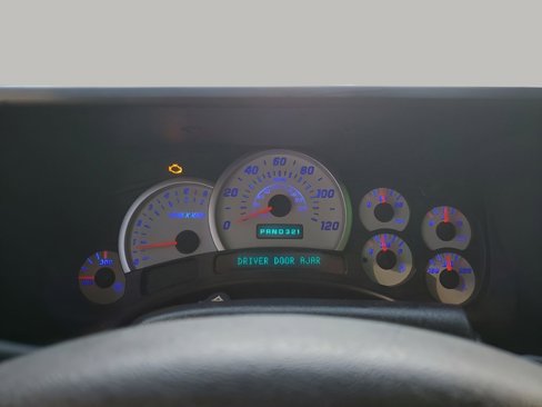 Used 2003 HUMMER H2 w/ Preferred Equipment Group image 38