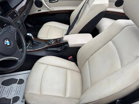 Used 2012 BMW 328i Convertible image 27