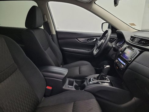 Used 2018 Nissan Rogue SV image 21