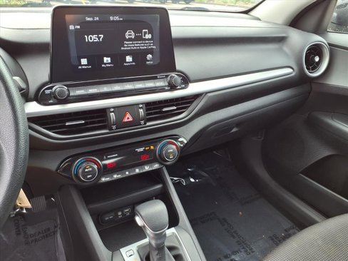 Used 2019 Kia Forte LXS image 6
