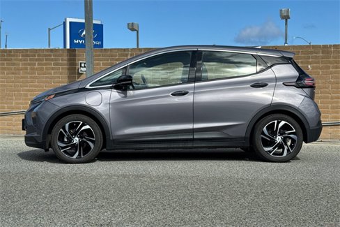 Used 2022 Chevrolet Bolt LT w/ Infotainment Package image 6