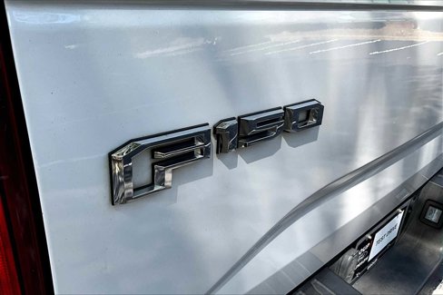 Used 2016 Ford F150 XLT w/ Equipment Group 302A Luxury image 29