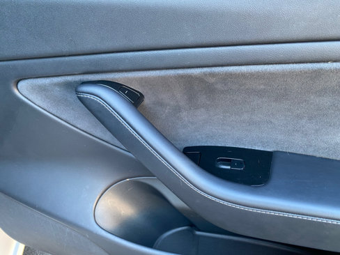 Used 2018 Tesla Model 3 Long Range image 41