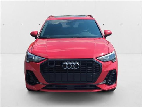 Used 2021 Audi Q3 2.0T Premium image 2