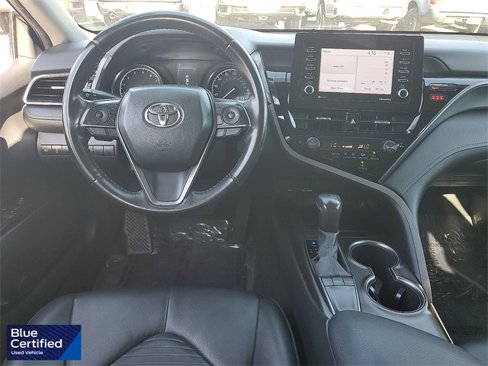 Used 2022 Toyota Camry SE image 4