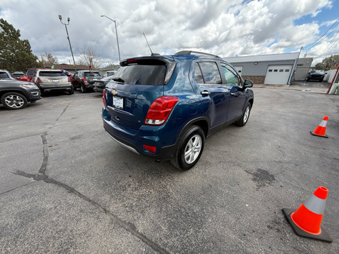 Used 2020 Chevrolet Trax LT w/ LT Convenience Package image 6