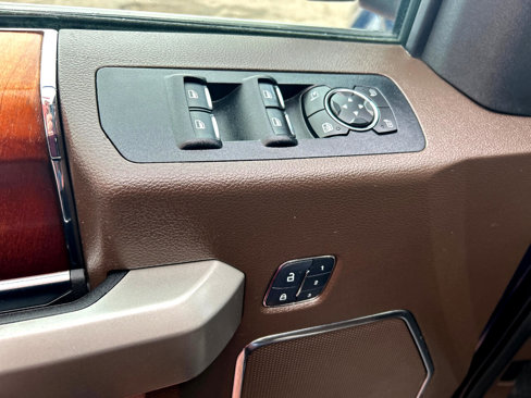 Used 2017 Ford F150 King Ranch image 13