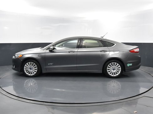 Used 2014 Ford Fusion Energi SE image 7