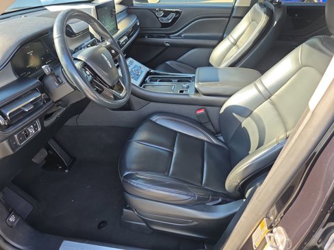 Used 2021 Lincoln Aviator AWD image 8