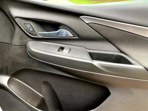 Used 2023 Chevrolet Bolt LT image 43